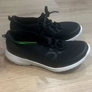 OOFOS Black Sneakers with White Soles